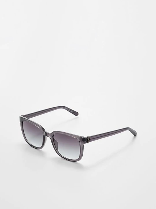 Zdjęcie produktu Okulary przeciwsłoneczne Guess szary