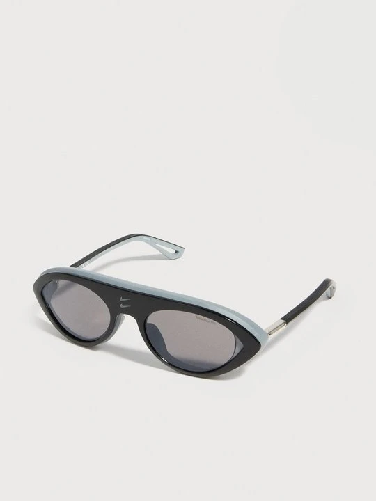 Zdjęcie produktu Okulary przeciwsłoneczne Nike czarny