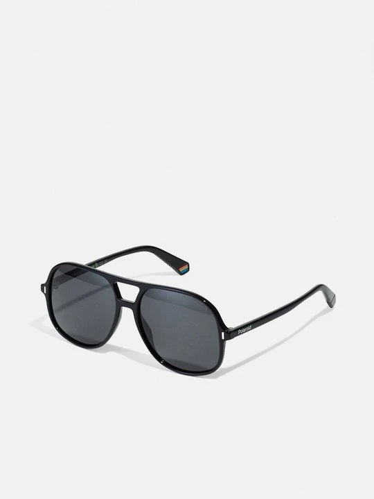 Zdjęcie produktu Okulary przeciwsłoneczne Polaroid czarny