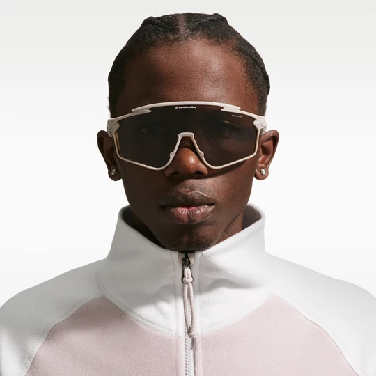 Zdjęcie produktu Okulary przeciwsłoneczne Terrain Tint Nike ACG Vista Vert - Szary