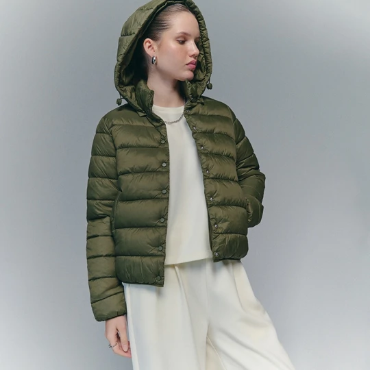 Zdjęcie produktu Oliwkowa pikowana kurtka przejściowa House khaki