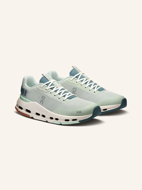 Zdjęcie produktu On Buty Sportowe Cloudnova Form 2 blau beżowy