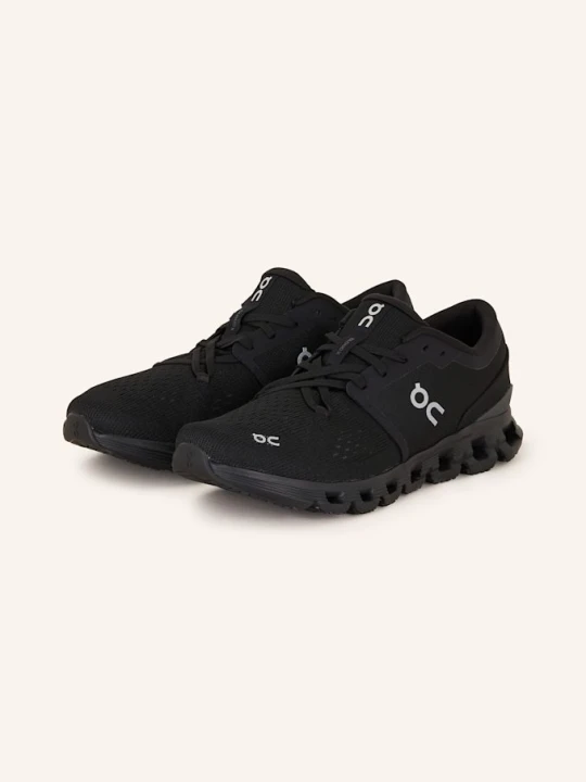 Zdjęcie produktu On Buty Treningowe Cloud x4 schwarz CZARNY