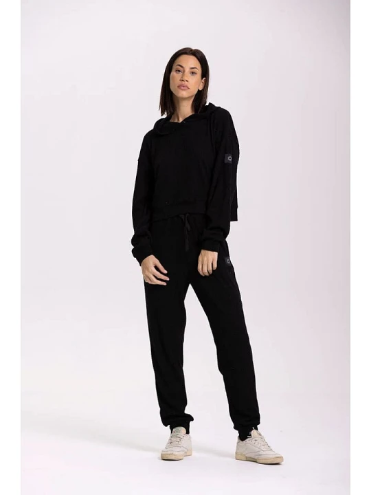 Zdjęcie produktu Onamaste Bluza "Mika" w kolorze czarnym rozmiar: S / M