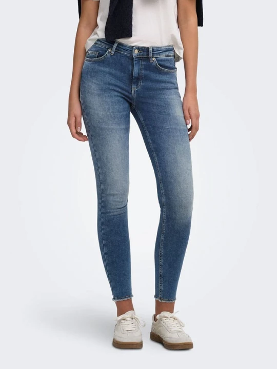 Zdjęcie produktu ONLY Dżinsy - Slim fit - w kolorze niebieskim rozmiar: S / L30