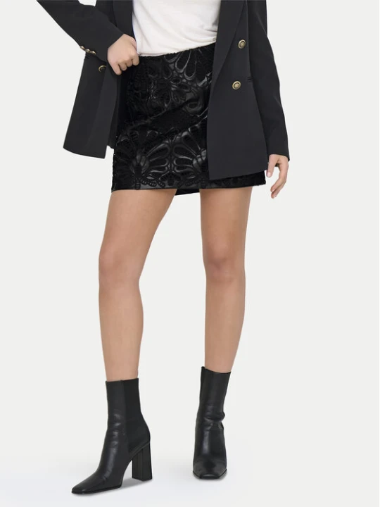 Zdjęcie produktu ONLY Spódnica z imitacji skóry Sima 15332330 Czarny Slim Fit