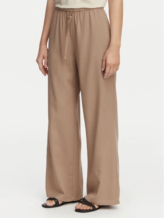 Zdjęcie produktu ONLY Spodnie materiałowe Laris 15364313 Beżowy Relaxed Fit