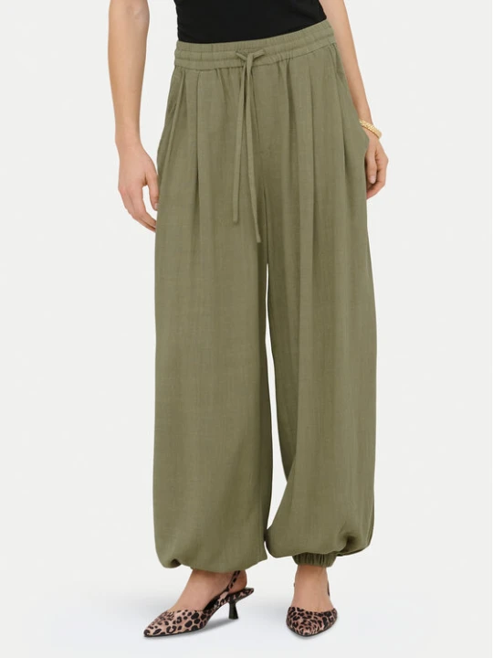 Zdjęcie produktu ONLY Spodnie materiałowe Siesta 15373197 Khaki Regular Fit