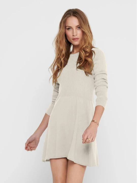 Zdjęcie produktu ONLY Sukienka dzianinowa 15185761 Écru Regular Fit Kremowy
