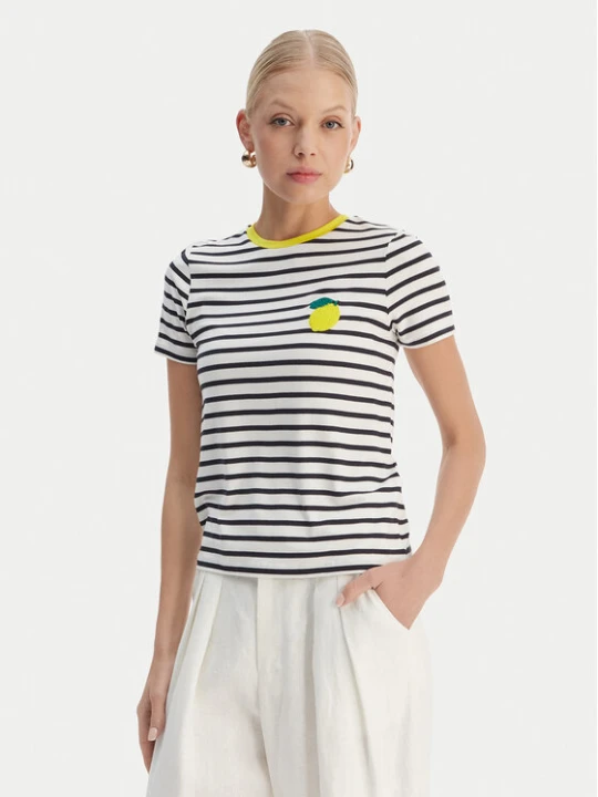 Zdjęcie produktu ONLY T-Shirt Heart 15318959 Biały Regular Fit