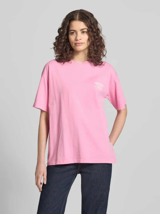 Zdjęcie produktu Oversize’owy T-shirt z nadrukiem logo Another Cotton Lab Mocnoróżowy