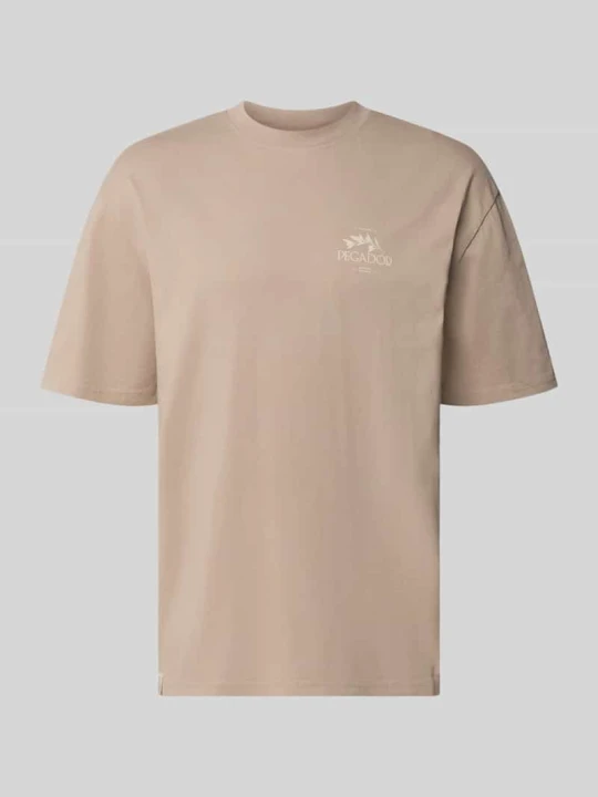 Zdjęcie produktu Oversized t-shirt z nadrukiem z tyłu i okrągłym dekoltem Pegador