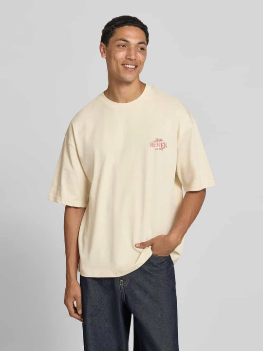 Zdjęcie produktu Oversized t-shirt z nadrukiem z tyłu REVIEW Écru