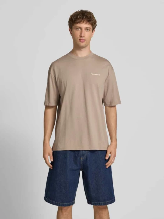 Zdjęcie produktu Oversized T-shirt z Wyhaftowane logo Pegador