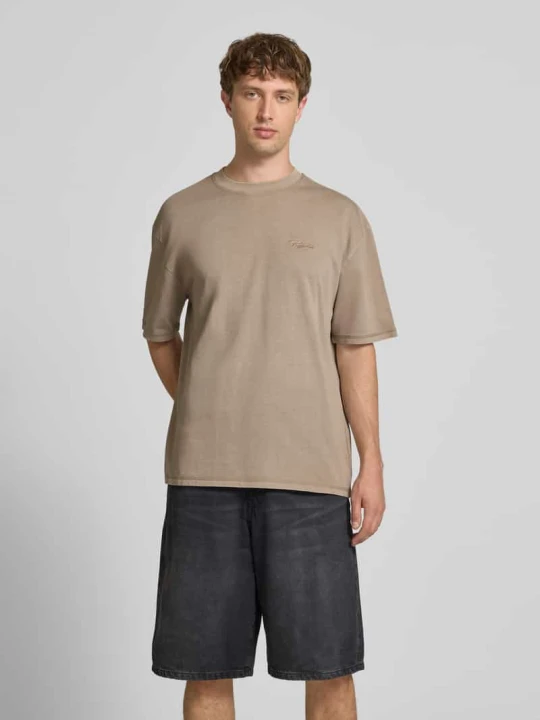 Zdjęcie produktu Oversized T-shirt z Wyhaftowane logo Pegador Grafitowy