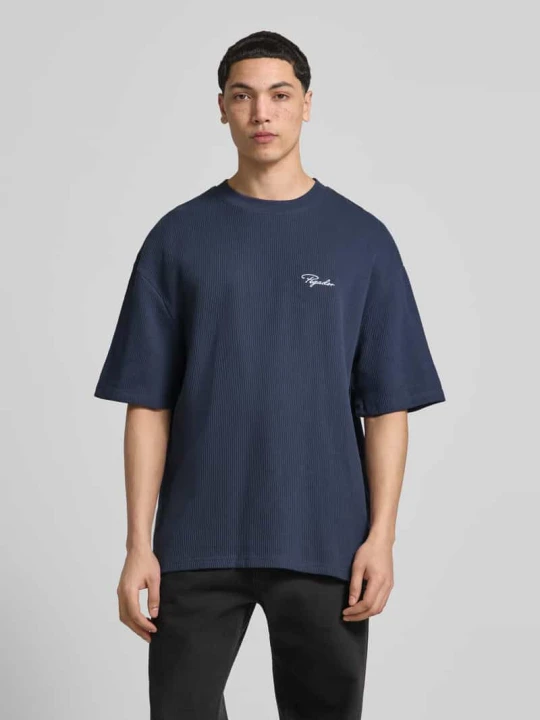 Zdjęcie produktu Oversized T-shirt ze strukturalnym wzorem Pegador Ciemnoniebieski