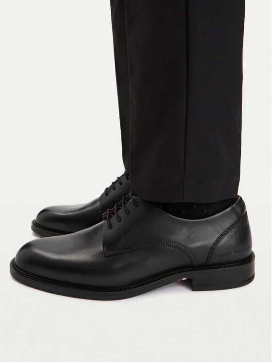 Zdjęcie produktu Półbuty Tommy Hilfiger Corporate Dressy Lth FM0FM06023 Czarny