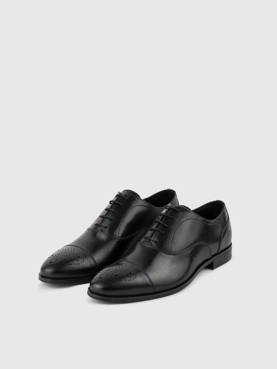 Zdjęcie produktu PAKO LORENTE – Czarne buty męskie typu brogsy