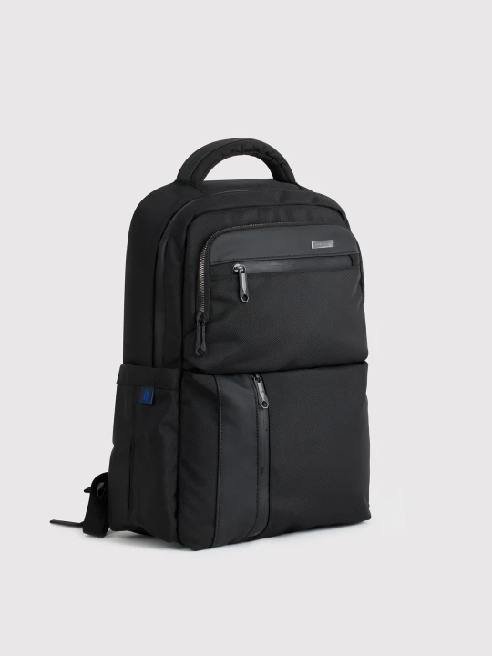 Zdjęcie produktu PAKO LORENTE – Czarny plecak męski z kieszenią na laptop