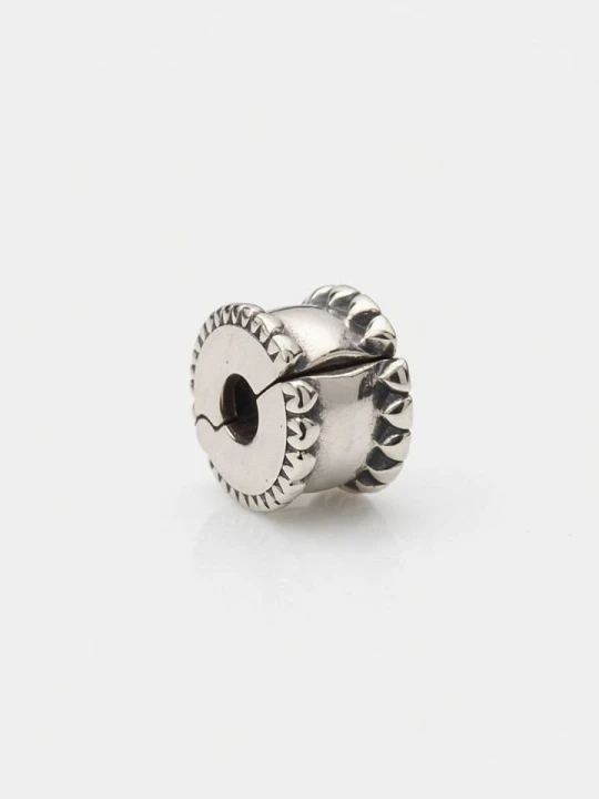Zdjęcie produktu Pandora Srebrny charms rozmiar: onesize