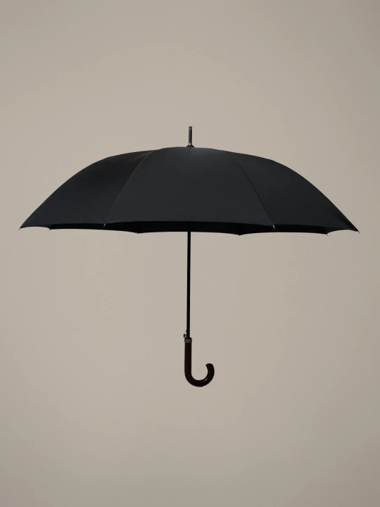 Zdjęcie produktu Parasol Długi Czarny z Drewnianą Rączką Półautomatyczny Lancerto