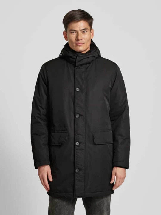 Zdjęcie produktu Parka męska JOOP! Collection; Prosty krój; Kaptur z tunelem; Model ‘Moratos’; Kieszenie z patką; Zapięcie na guzik; Ozdobne szwy; Długość tyłu w rozmiarze 50: 91 cm; Sz Czarny