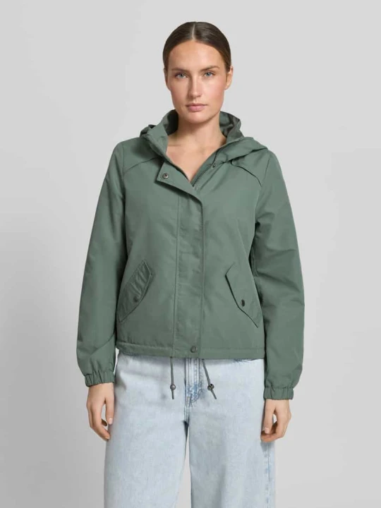 Zdjęcie produktu Parka o pudełkowym kroju z kapturem model 'ZOA' Vero Moda Khaki