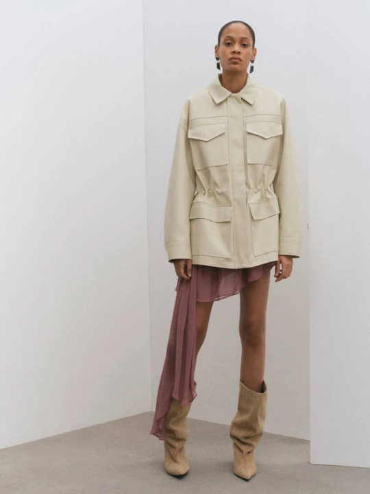Zdjęcie produktu Parka oversize z kieszeniami kremowy / écru - Kobieta - MANGO beżowy