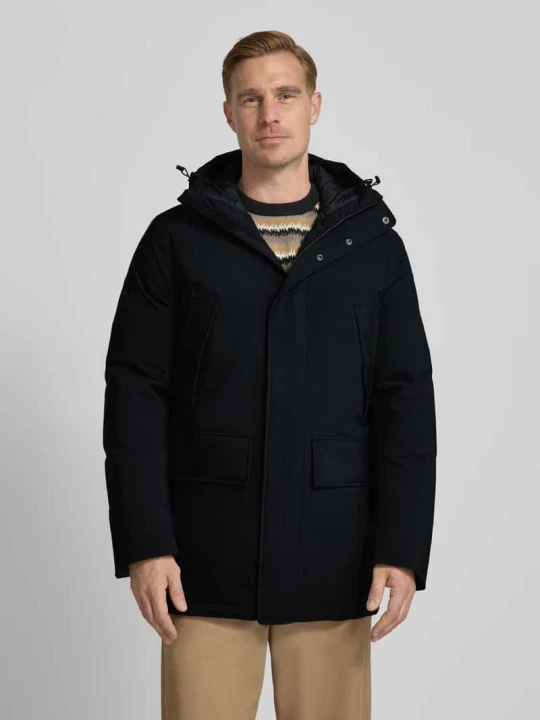Zdjęcie produktu Parka z kapturem i kieszeniami z patkami Peak Performance Czarny