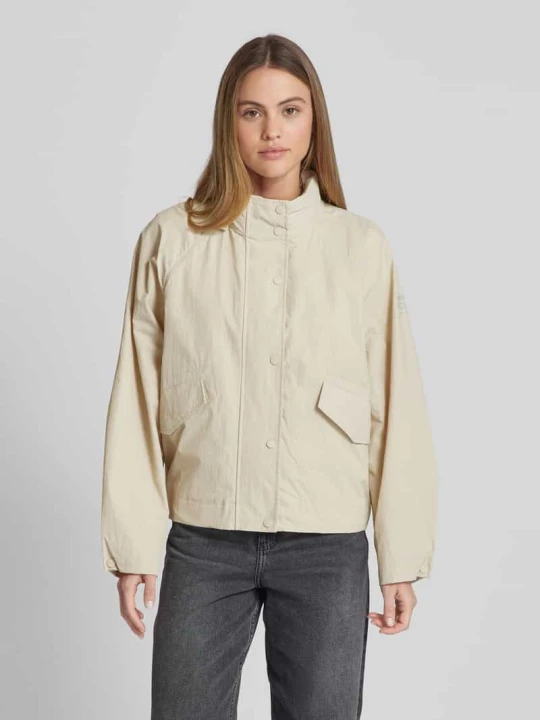 Zdjęcie produktu Parka z kapturem model "BELUMUTALF" ECOALF Złamany biały