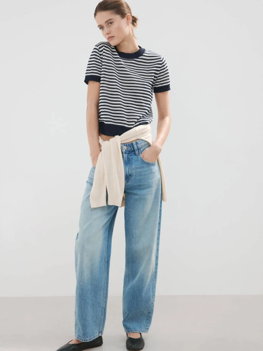Zdjęcie produktu Pasiasty sweter crop ciemnogranatowy - Kobieta - - MANGO