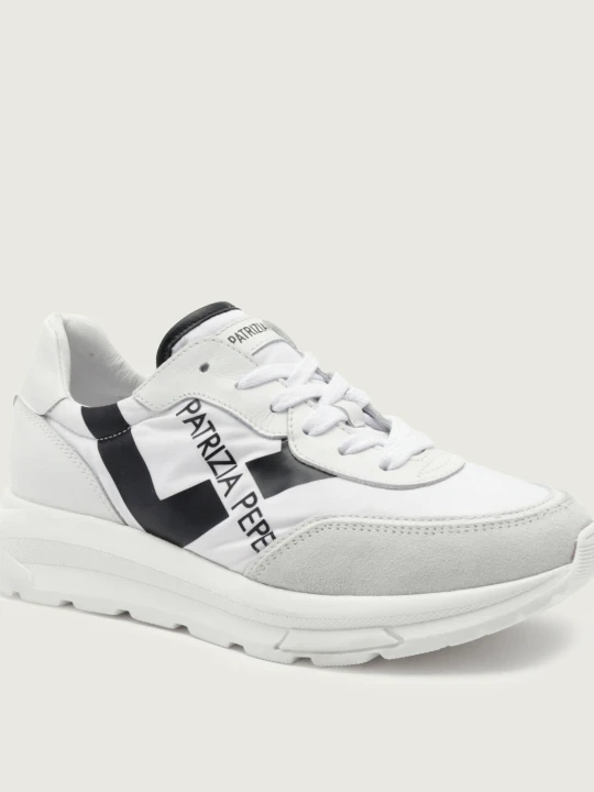 Zdjęcie produktu Patrizia Pepe Skórzane sneakersy