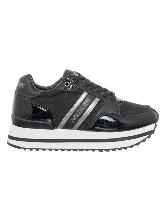Zdjęcie produktu Patrizia Pepe Skórzane sneakersy w kolorze czarnym rozmiar: 38