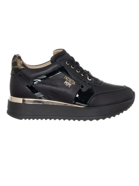Zdjęcie produktu Patrizia Pepe Skórzane sneakersy w kolorze czarnym rozmiar: 40