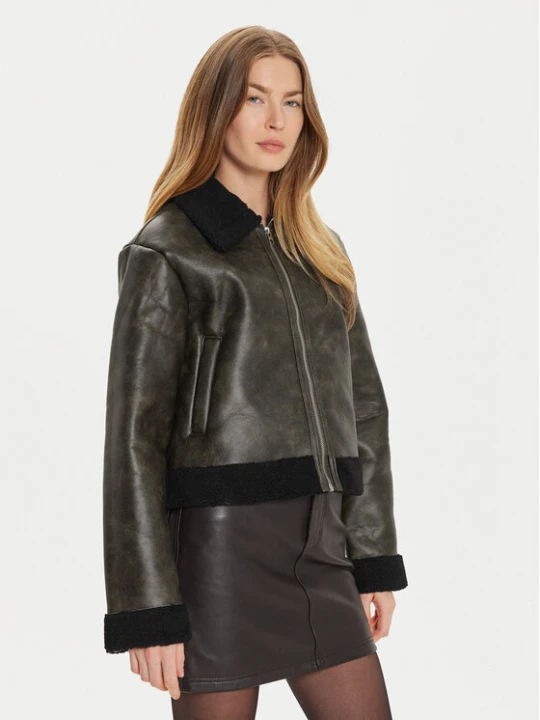Zdjęcie produktu Pieces Kurtka z imitacji skóry Pippi 17154704 Brązowy Regular Fit