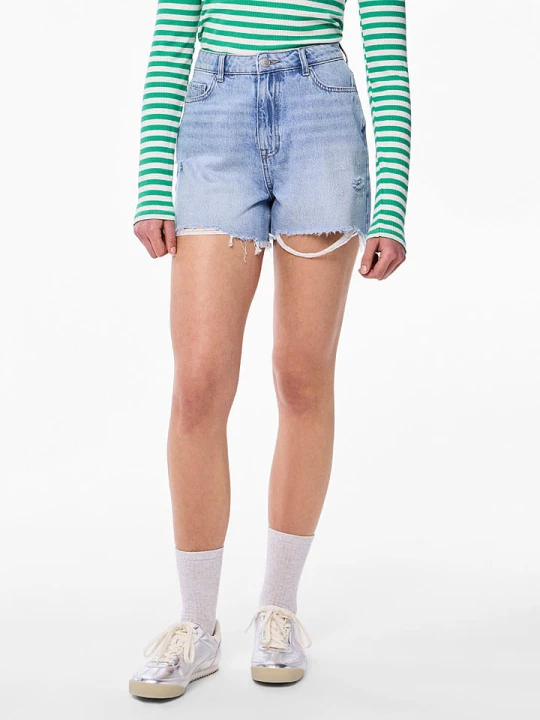 Zdjęcie produktu Pieces Szorty dżinsowe "Summer" w kolorze błękitnym rozmiar: S