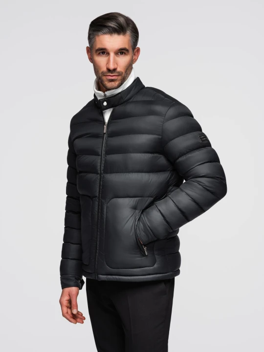 Zdjęcie produktu Pikowana klasyczna kurtka męska ze stójką – czarna V1 - Rozmiar: M Ombre Clothing