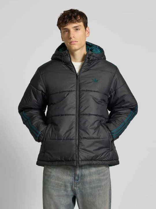 Zdjęcie produktu Pikowana kurtka dwustronna adidas Originals Czarny
