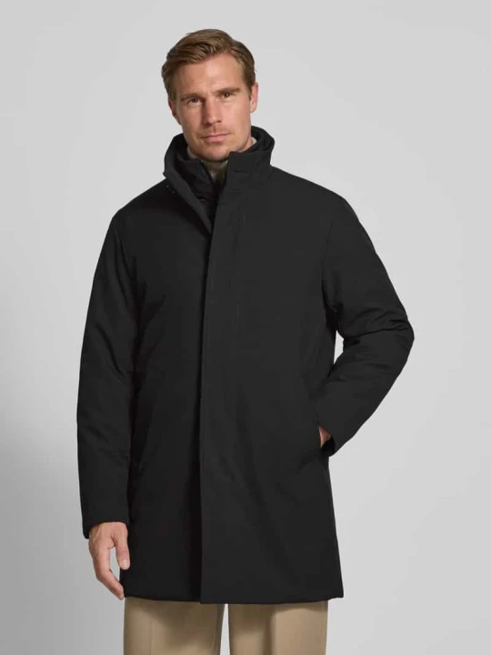 Zdjęcie produktu Płaszcz funkcjonalny w kroju regular fit z kieszeniami wpuszczanymi model 'Harvey' Matinique Czarny