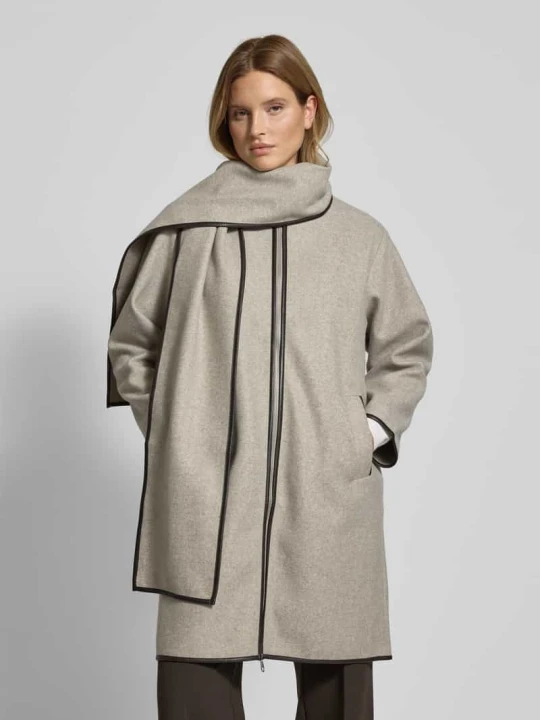 Zdjęcie produktu Płaszcz o kroju oversized z szalowym kołnierzem model ‘FORTUNE MANJA’ Vero Moda Piaskowy