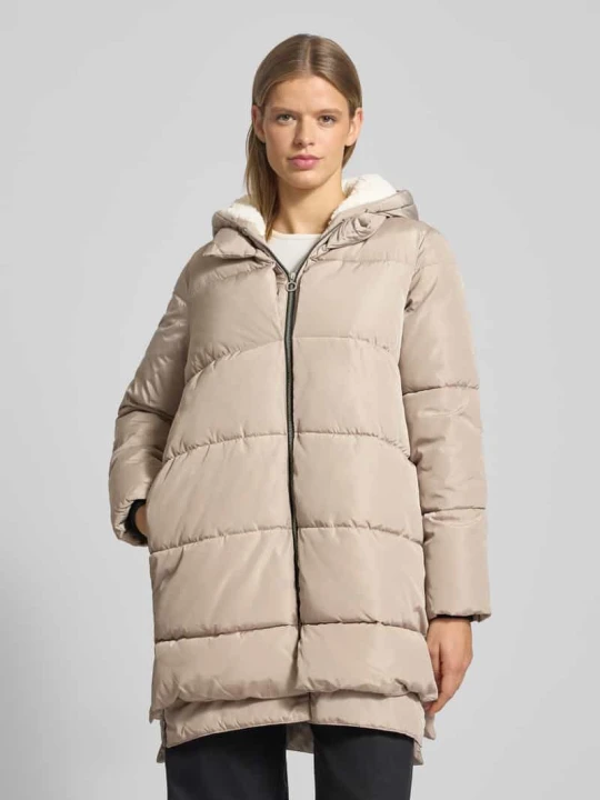 Zdjęcie produktu Płaszcz pikowany o kroju regular fit z kapturem model ‘KELLY’ Only Ziemisty brązowy