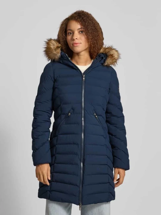 Zdjęcie produktu Płaszcz pikowany o kroju regular fit z obszyciem ze sztucznego futra model ‘Fuji’ Superdry Granatowy