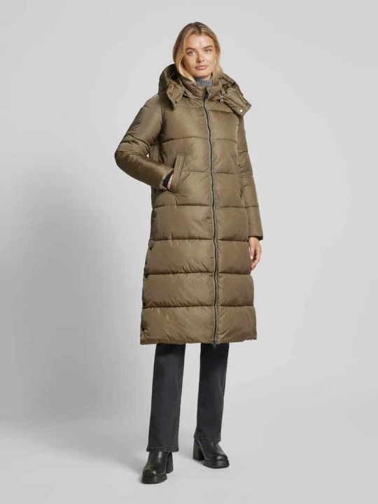Zdjęcie produktu Płaszcz pikowany z odpinanym kapturem model ‘COLETTE’ Save The Duck Trzcinowy