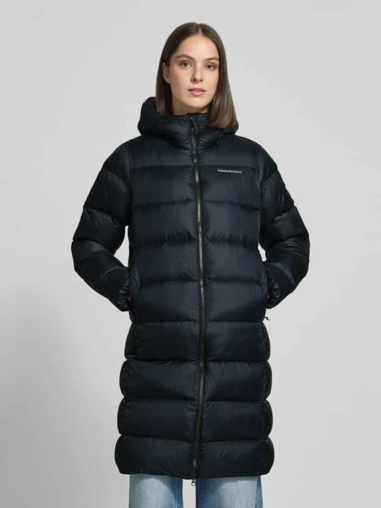 Zdjęcie produktu Płaszcz pikowany z wypełnieniem z puchu i pierza model 'FROST' Peak Performance Czarny