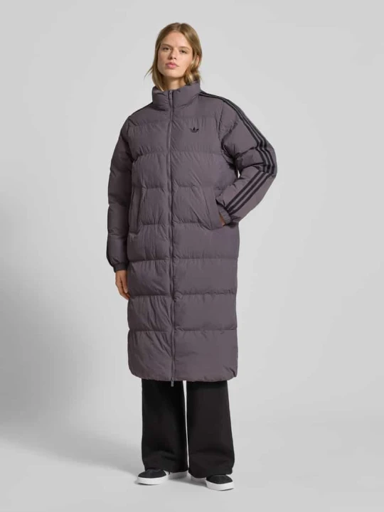 Zdjęcie produktu Płaszcz pikowany ze stójką adidas Originals Ciemnoszary