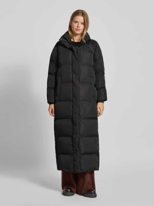 Zdjęcie produktu Płaszcz pikowany ze stójką Superdry Czarny