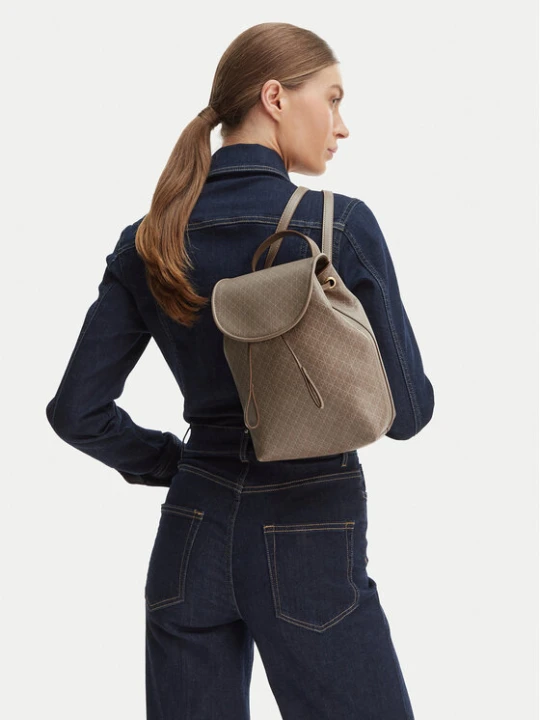 Zdjęcie produktu Plecak Calvin Klein Emblem Aop Mini Backpack LV04F3507G Beżowy