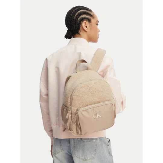 Zdjęcie produktu Plecak Calvin Klein Teddy Medium Backpack IU0IU00650 Beżowy