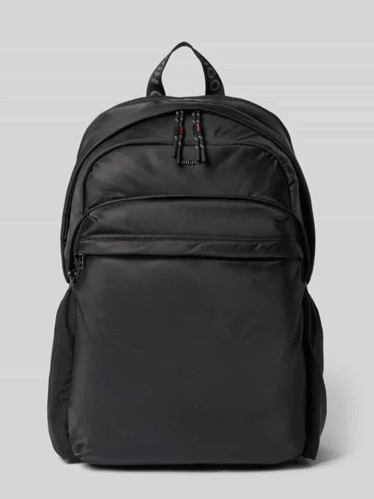 Zdjęcie produktu Plecak z aplikacją z metką z metalu model 'AYDEN_NEW_BACKPACK' Hugo czarny