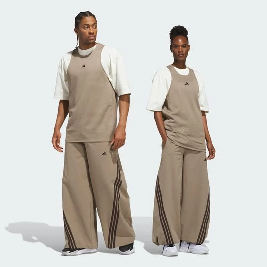 Zdjęcie produktu PŁÓCIENNE SPODNIE ADIDAS BASKETBALL Khaki Six